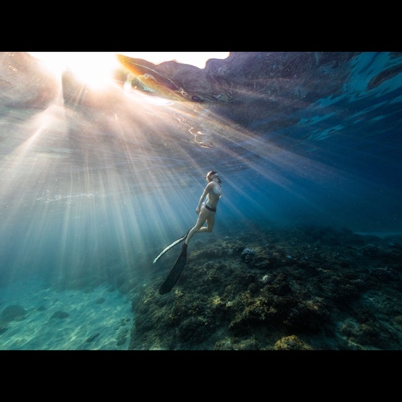 Meet your Posher, Christine - Picture 4 of 4